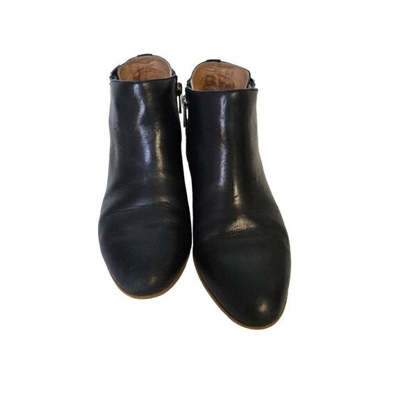 Clarks black leather booties. Size 7. - Picture 2 of 7